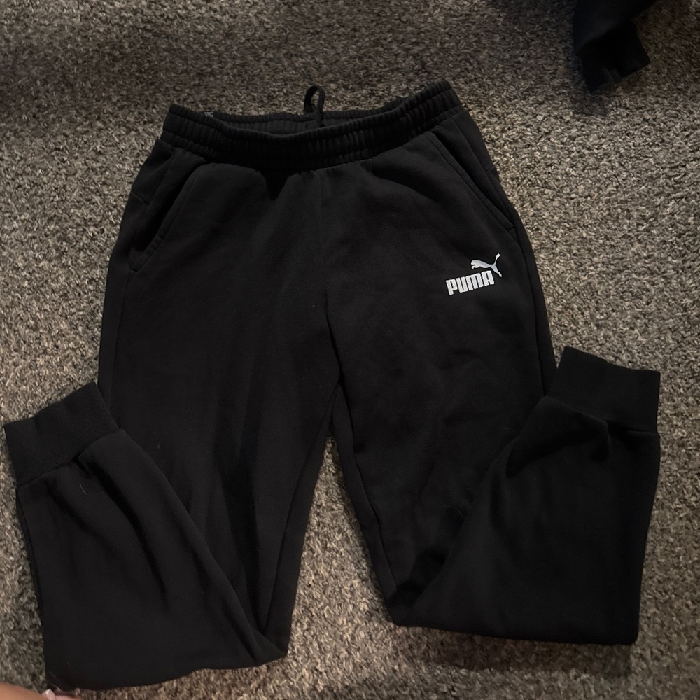 Puma joggers